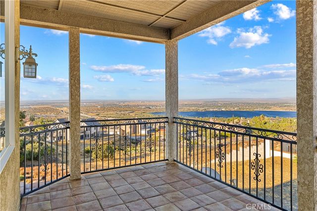 345 Lakeview, Palmdale, CA 93551