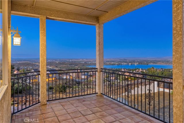 345 Lakeview, Palmdale, CA 93551