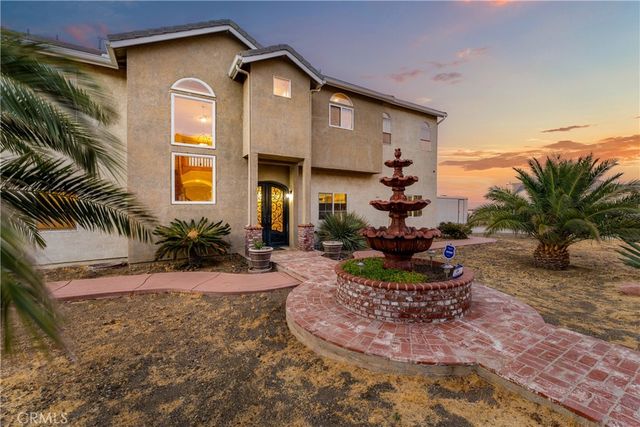 345 Lakeview, Palmdale, CA 93551