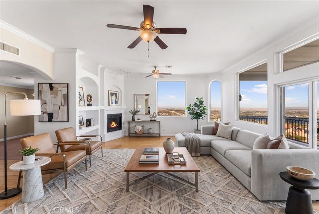 345 Lakeview, Palmdale, CA 93551