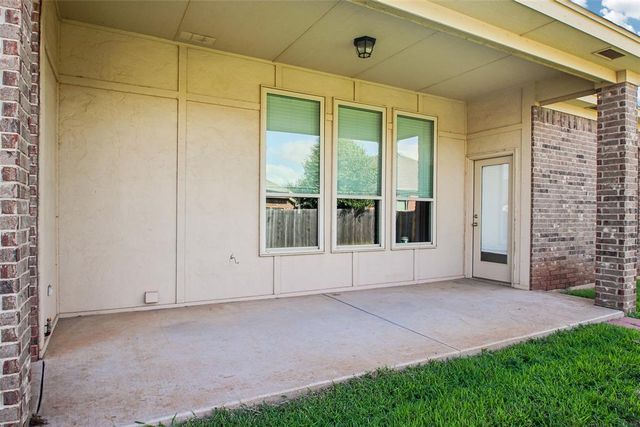 18305 Bodegon Road, Edmond, OK 73012