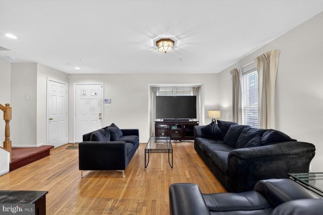 4721 ROLLINGDALE WAY, Capitol Heights, MD 20743