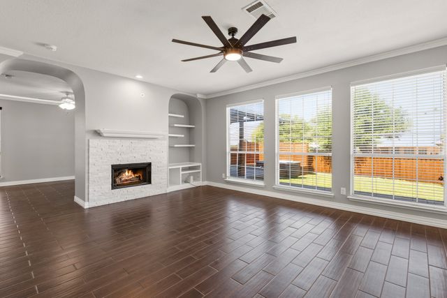 6722 Tabor Drive, Arlington, TX 76002