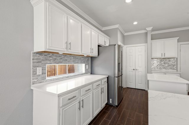 6722 Tabor Drive, Arlington, TX 76002