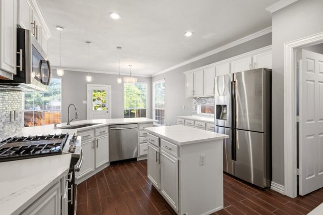 6722 Tabor Drive, Arlington, TX 76002