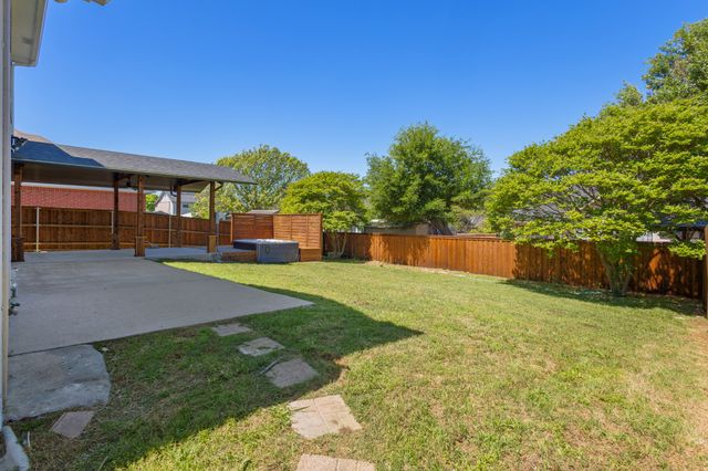 6722 Tabor Drive, Arlington, TX 76002