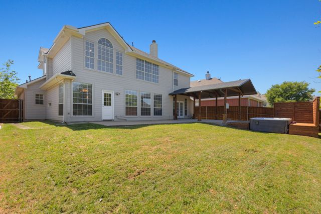 6722 Tabor Drive, Arlington, TX 76002