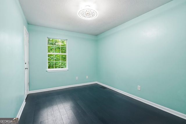5995 Cascade Palmetto Highway, Fairburn, GA 30213
