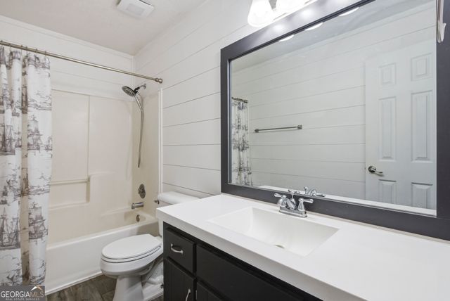 5995 Cascade Palmetto Highway, Fairburn, GA 30213