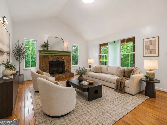 5995 Cascade Palmetto Highway, Fairburn, GA 30213