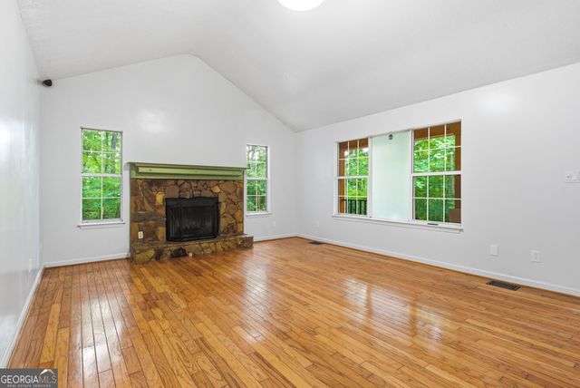5995 Cascade Palmetto Highway, Fairburn, GA 30213