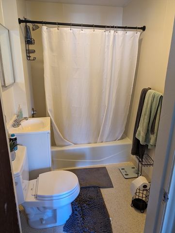 390 Fellsway West 5A, Medford, MA 02155