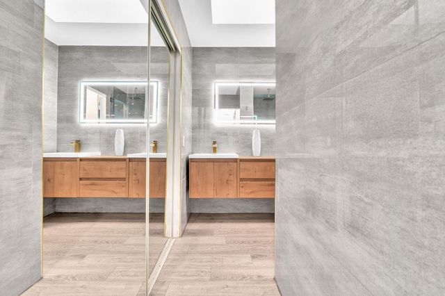 6663 Via Regina, Boca Raton, FL 33433