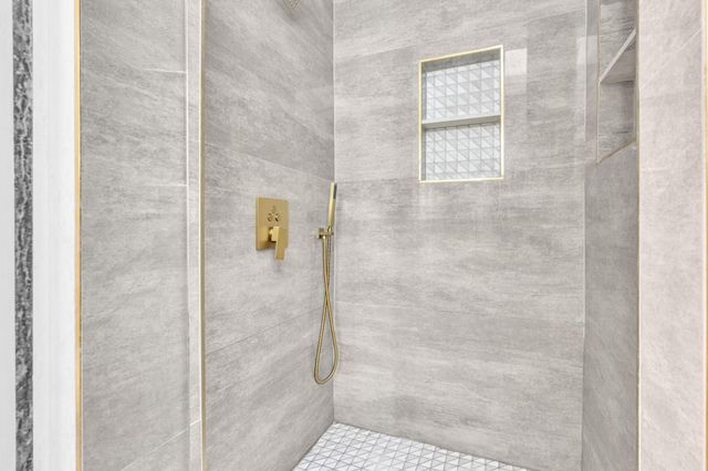 6663 Via Regina, Boca Raton, FL 33433