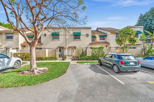 6663 Via Regina, Boca Raton, FL 33433