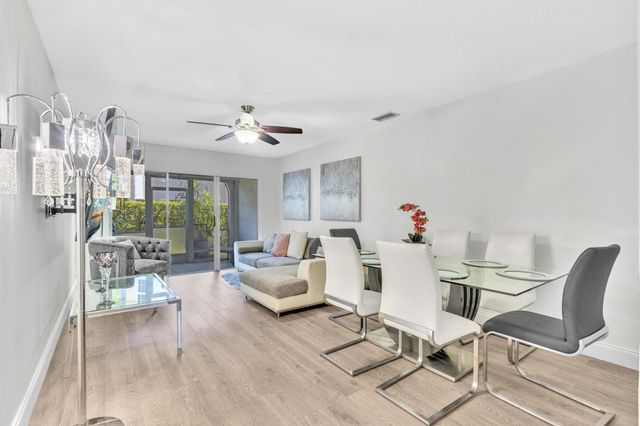 6663 Via Regina, Boca Raton, FL 33433