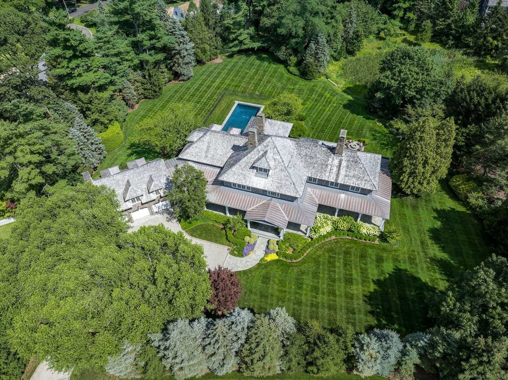 10 Copper Beech Road, Greenwich, CT 06830