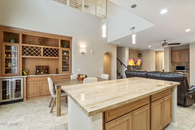 3935 E ROUGH RIDER Road 1332, Phoenix, AZ 85050