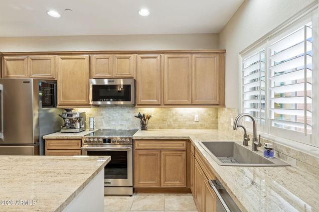 3935 E ROUGH RIDER Road 1332, Phoenix, AZ 85050