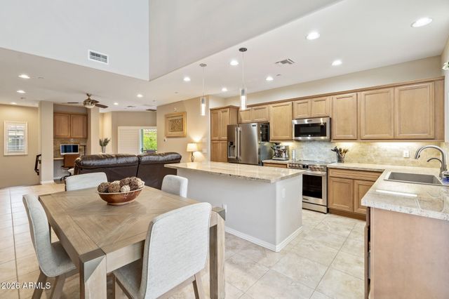 3935 E ROUGH RIDER Road 1332, Phoenix, AZ 85050