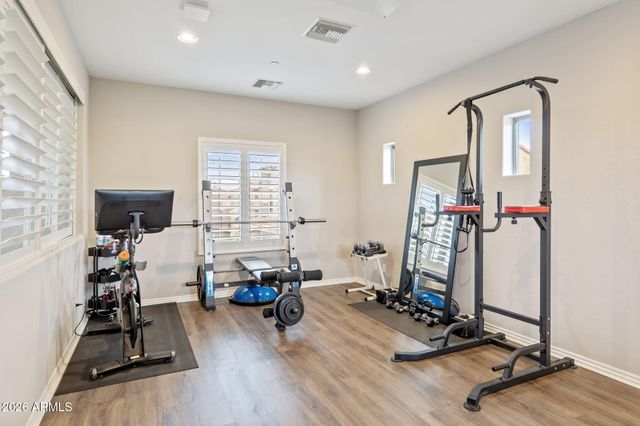 3935 E ROUGH RIDER Road 1332, Phoenix, AZ 85050