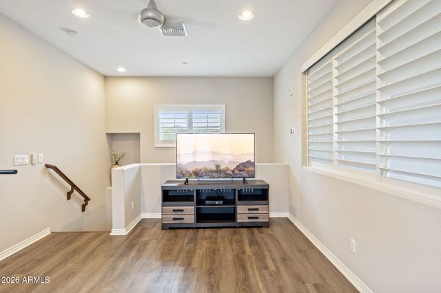 3935 E ROUGH RIDER Road 1332, Phoenix, AZ 85050