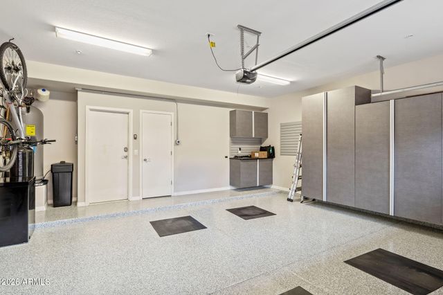 3935 E ROUGH RIDER Road 1332, Phoenix, AZ 85050