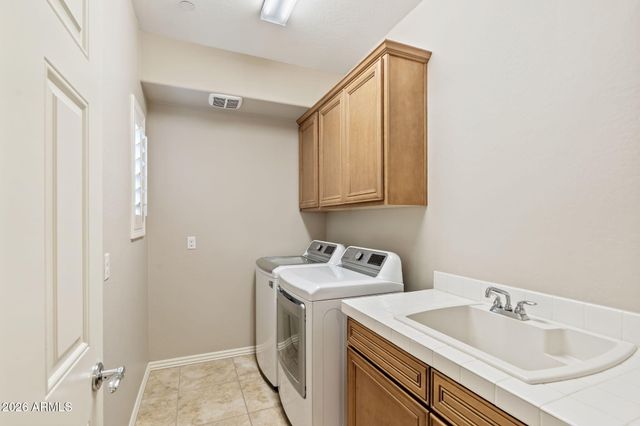 3935 E ROUGH RIDER Road 1332, Phoenix, AZ 85050