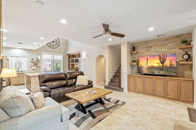 3935 E ROUGH RIDER Road 1332, Phoenix, AZ 85050