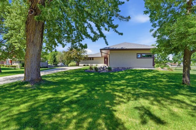 2600 15th Street SW, Willmar, MN 56201