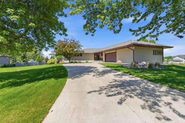 2600 15th Street SW, Willmar, MN 56201