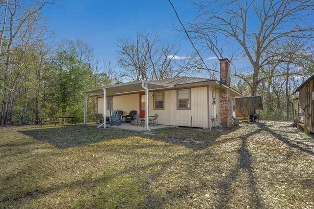 893 Capps Road, Huntington, TX 75949