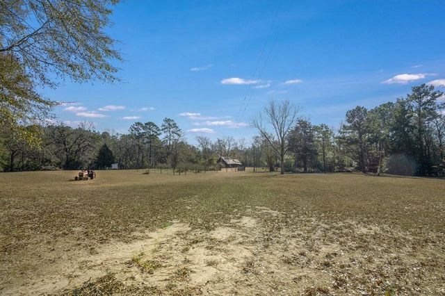 893 Capps Road, Huntington, TX 75949