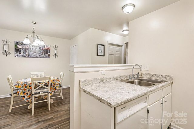 1214 Phil Oneil Drive, Charlotte, NC 28215