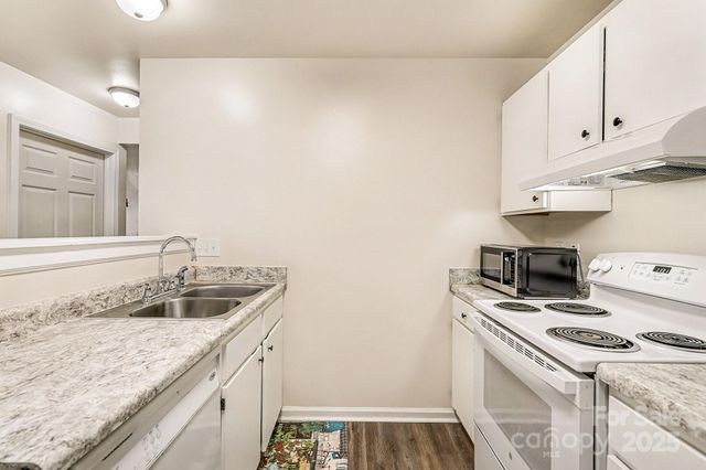 1214 Phil Oneil Drive, Charlotte, NC 28215