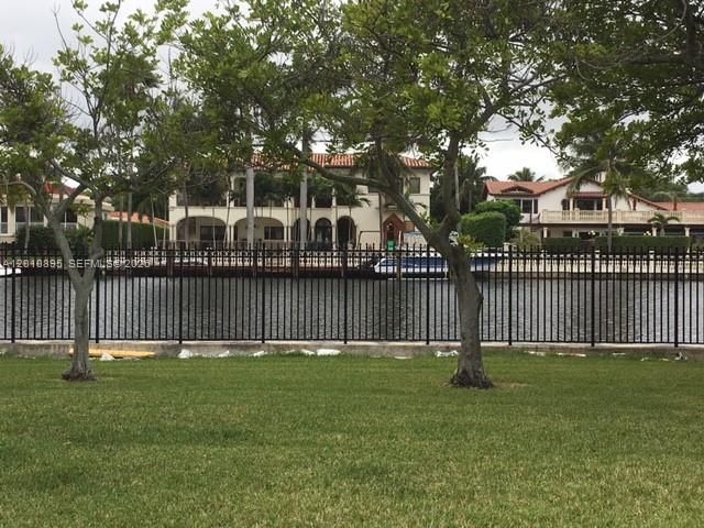 851 Three Islands Blvd 502, Hallandale Beach, FL 33009