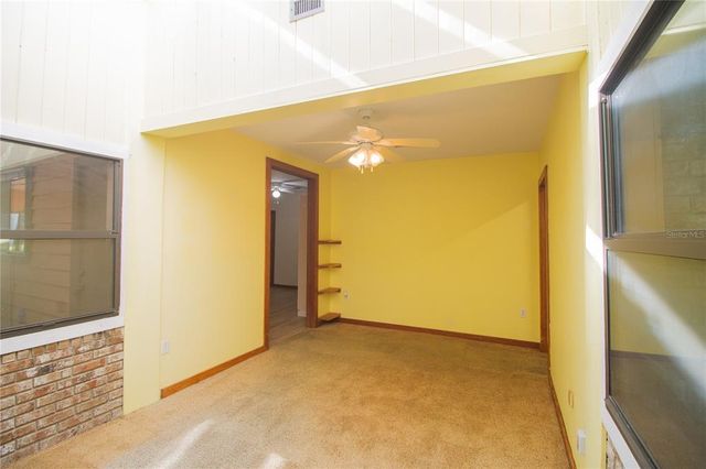 2112 ROBIE AVENUE, Mount Dora, FL 32757