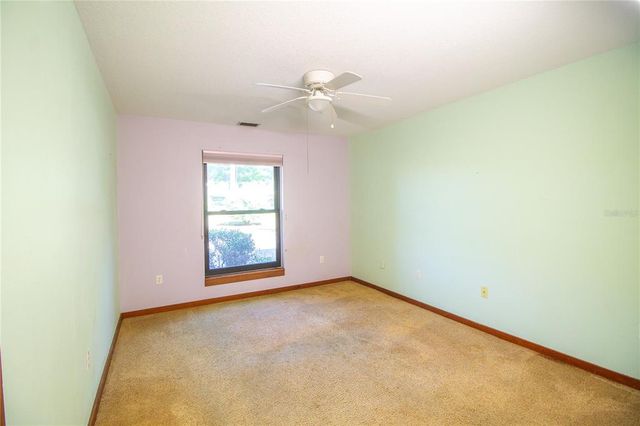 2112 ROBIE AVENUE, Mount Dora, FL 32757