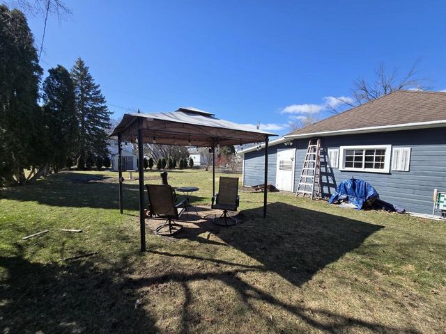 270 GILLETT STREET, Fond Du Lac, WI 54935