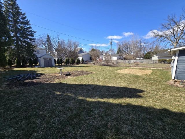 270 GILLETT STREET, Fond Du Lac, WI 54935