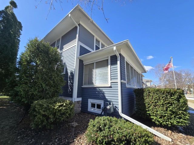 270 GILLETT STREET, Fond Du Lac, WI 54935