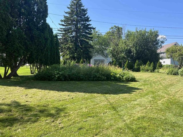 270 GILLETT STREET, Fond Du Lac, WI 54935