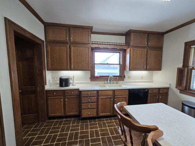 270 GILLETT STREET, Fond Du Lac, WI 54935