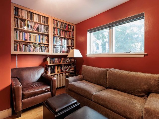 53 Sacramento 1, Cambridge, MA 02138