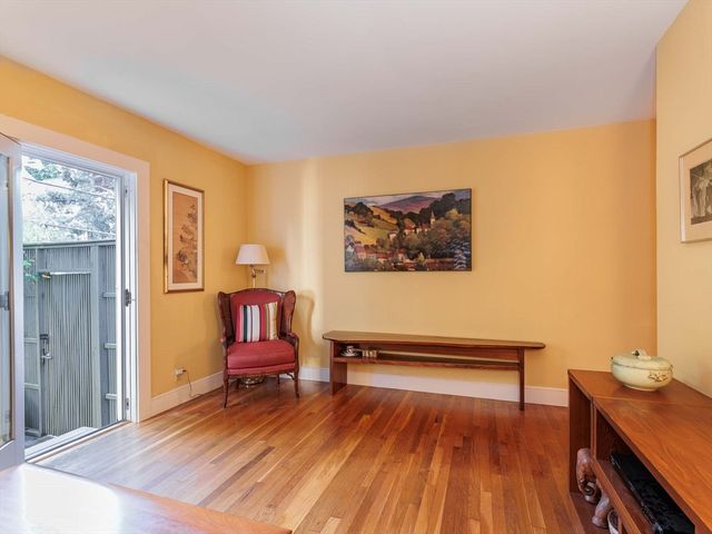 53 Sacramento 1, Cambridge, MA 02138