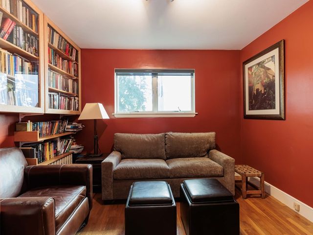 53 Sacramento 1, Cambridge, MA 02138