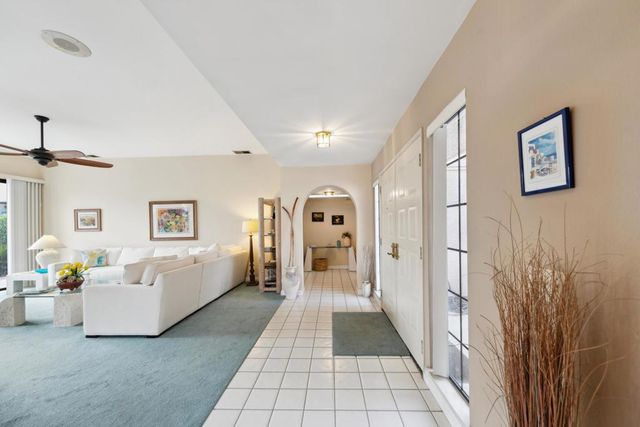 48121 Calle Seranas, La Quinta, CA 92253