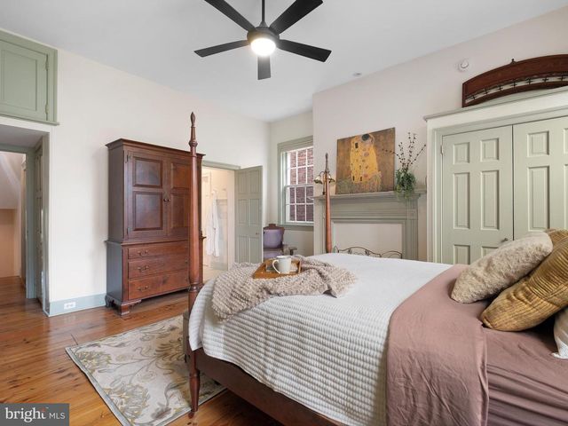13 THE STRAND, New Castle, DE 19720