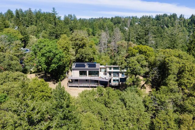 21112 Shear Creek Road, Los Gatos, CA 95033