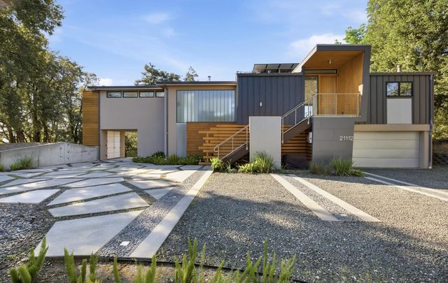 21112 Shear Creek Road, Los Gatos, CA 95033